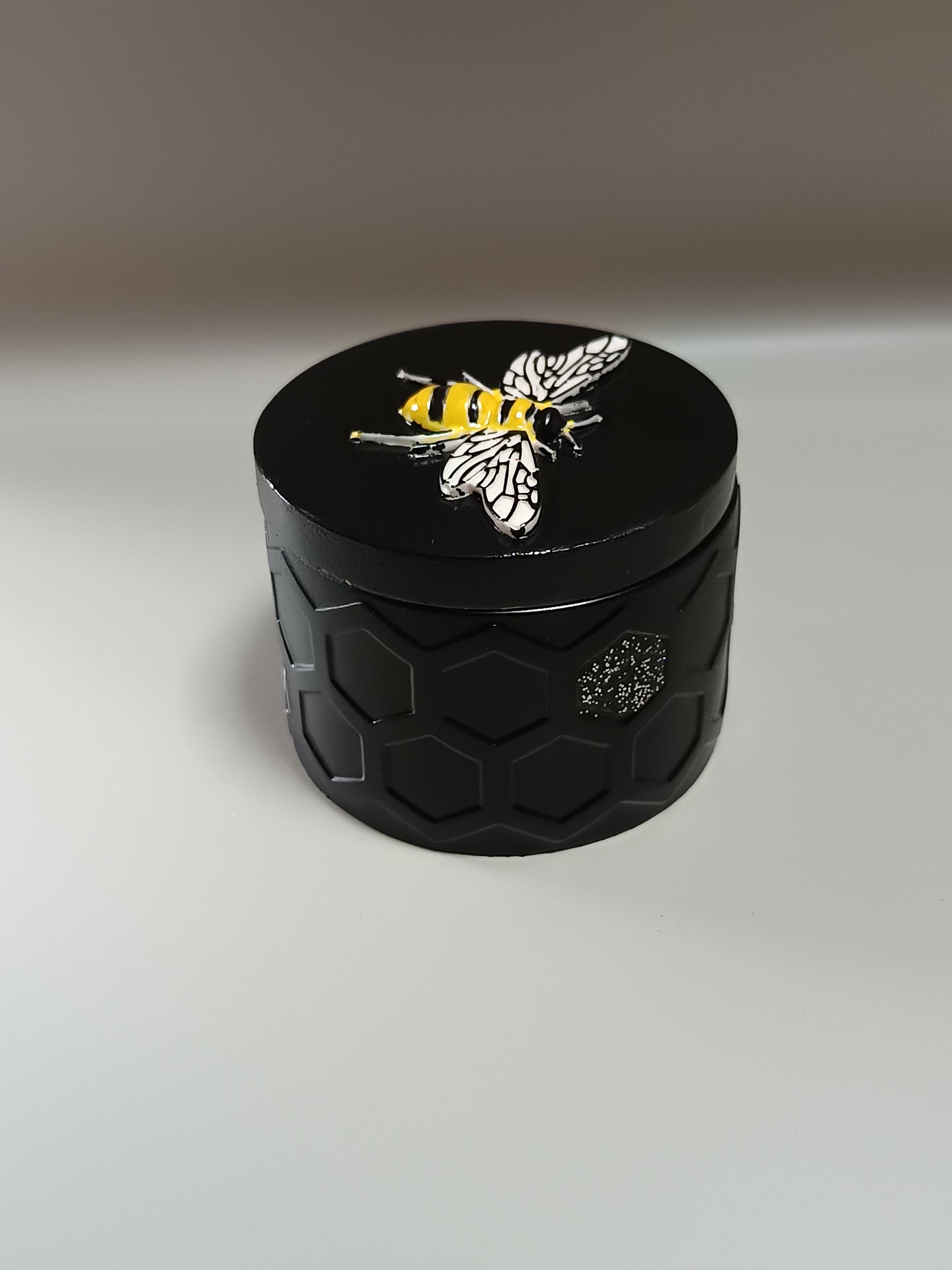 Boîte abeille