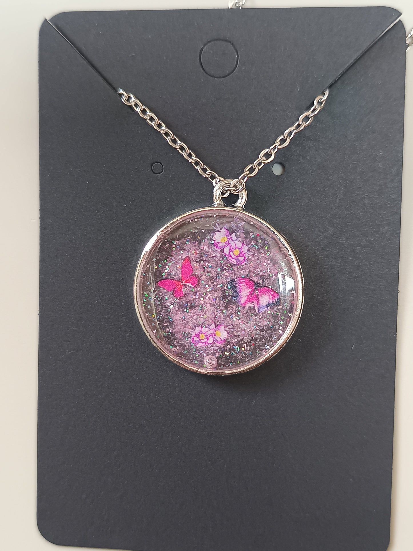 Collier en résine uv