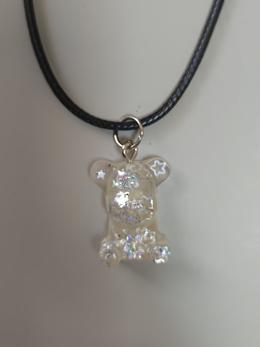 Collier en résine uv