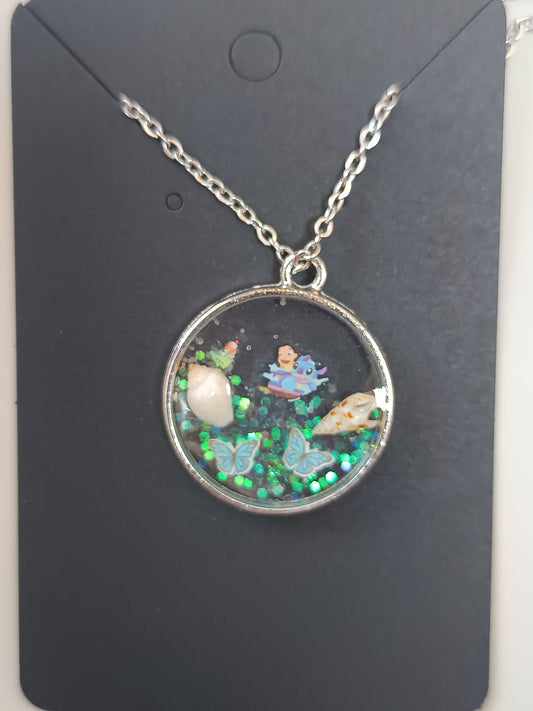 Collier en résine uv