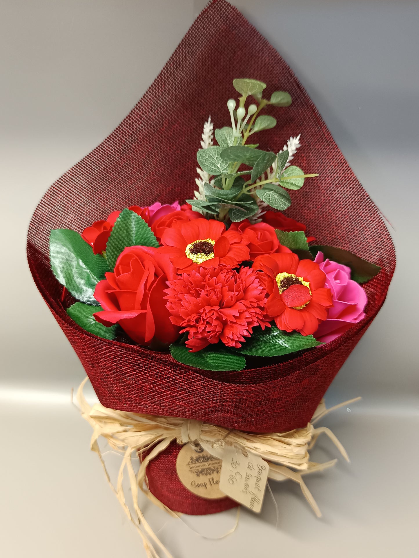 Bouquet de fleurs en savon rouge debout - Fleurs artificielles