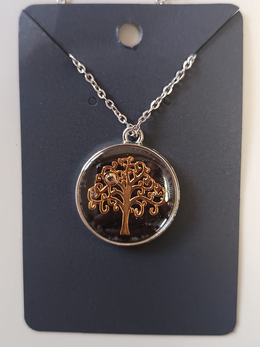 Collier en résine uv