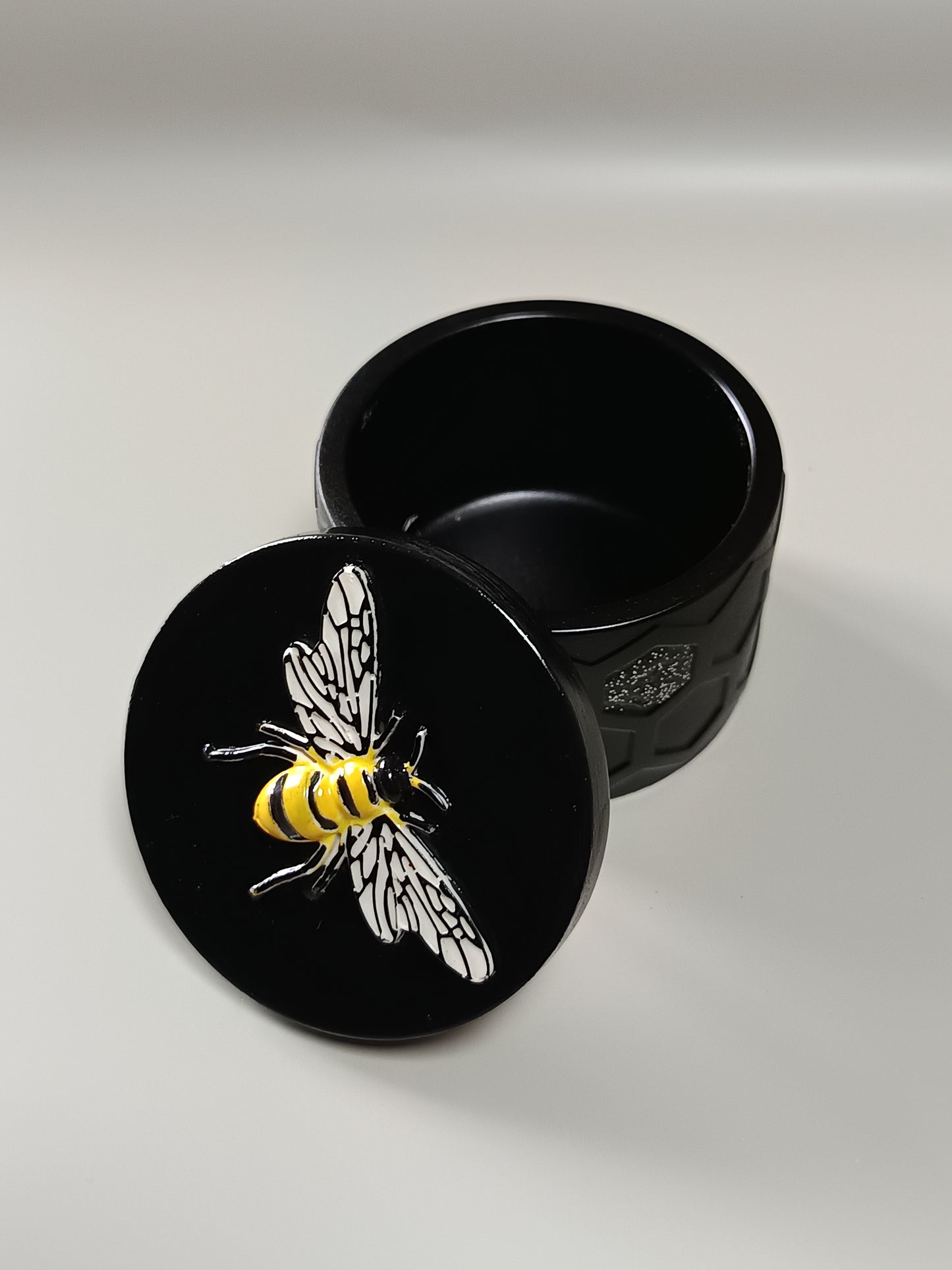 Boîte abeille