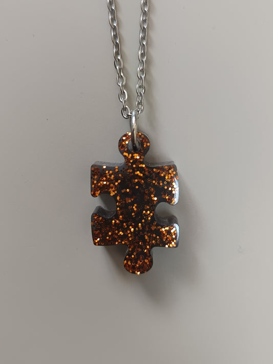 Collier en résine uv